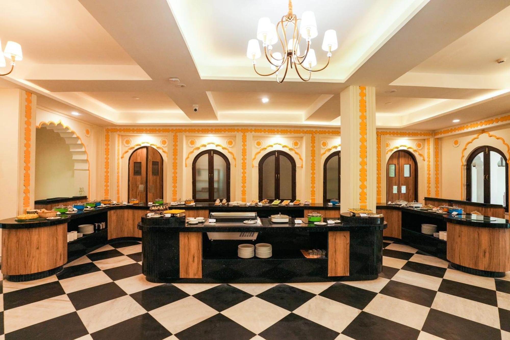 Club Mahindra Bharatpur Hotel Exterior photo