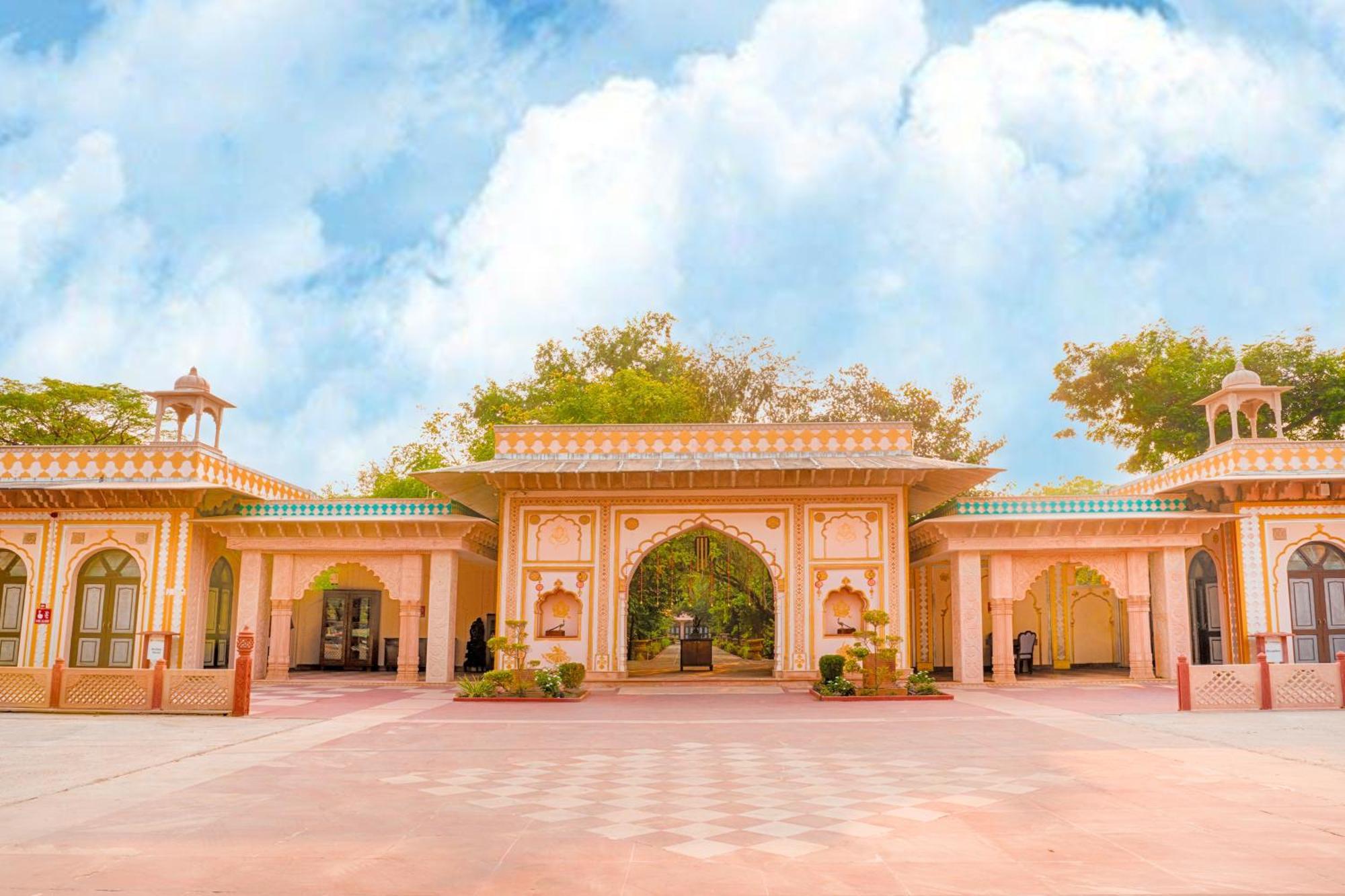 Club Mahindra Bharatpur Hotel Exterior photo