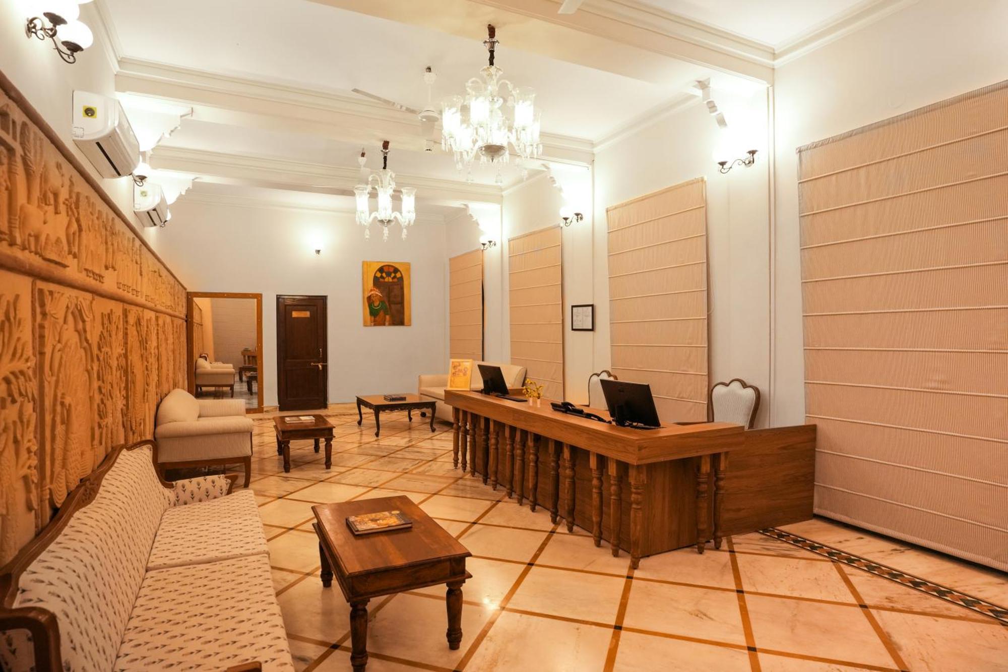 Club Mahindra Bharatpur Hotel Exterior photo