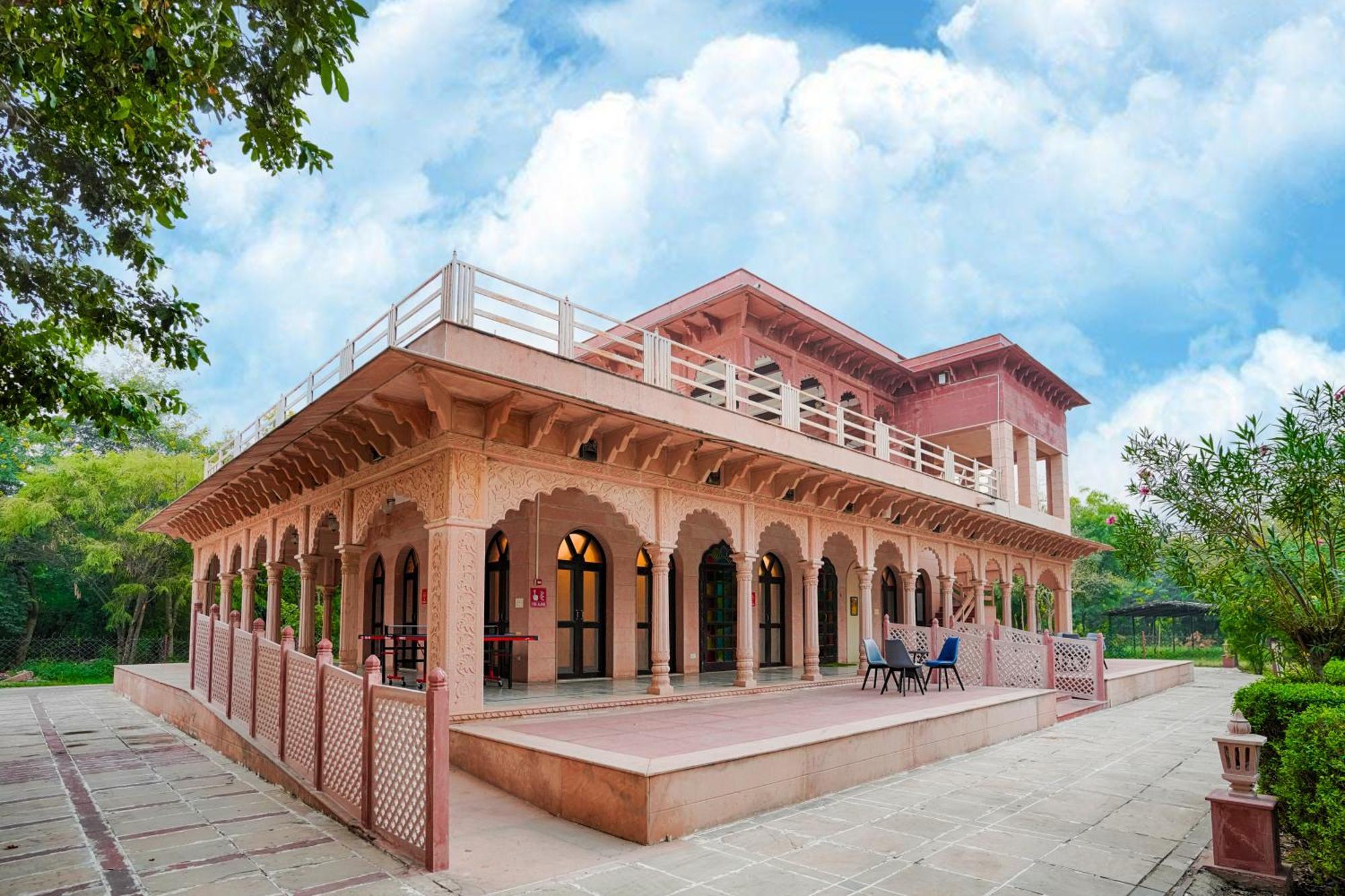 Club Mahindra Bharatpur Hotel Exterior photo